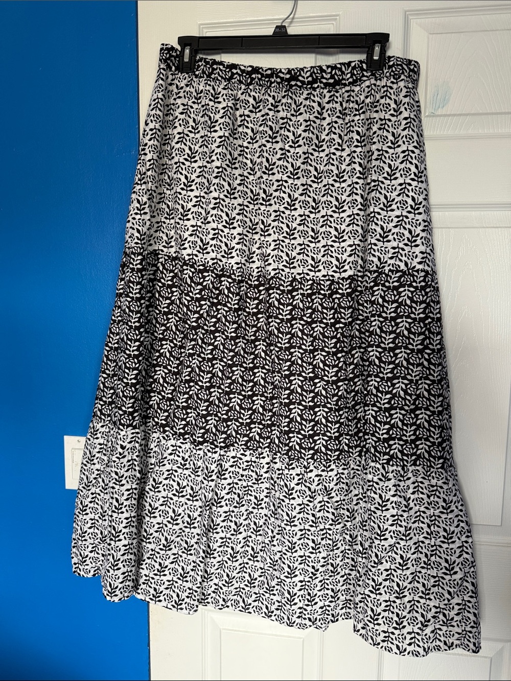LOFT Black and White Tiered Maxi Skirt